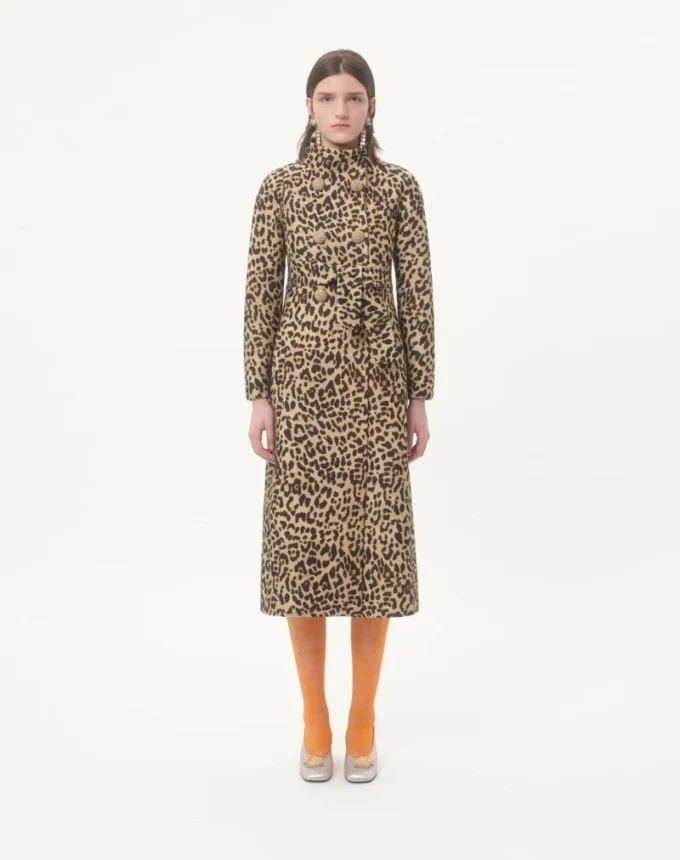 Abrigo de tela con estampado animalier