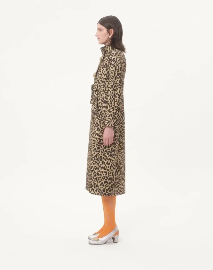 Abrigo de tela con estampado animalier