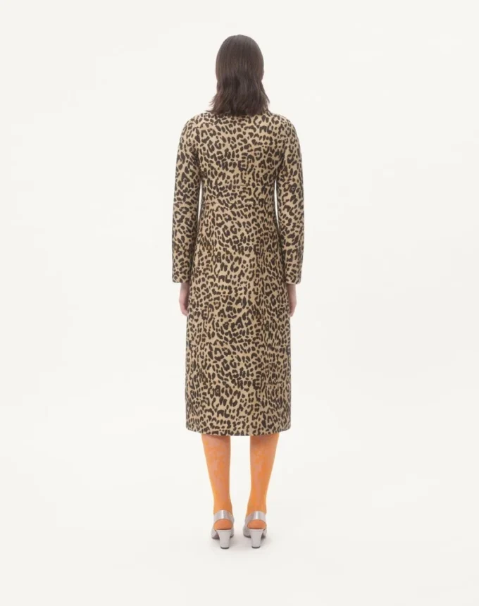 Abrigo de tela con estampado animalier
