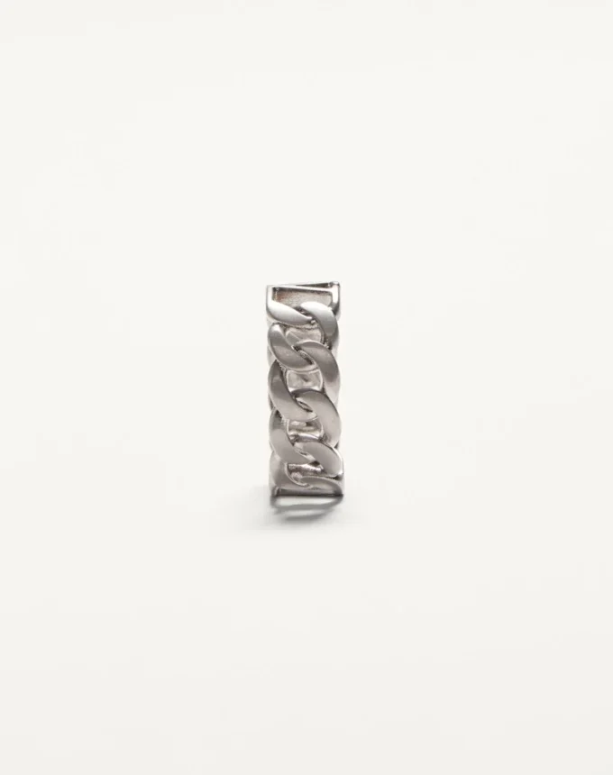 Anillo metálico con el logotipo VLogo Anillo metálico con el logotipo VLogo