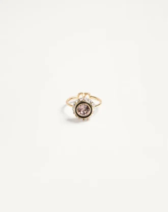 Anillo VLogo Signature en metal, esmalte y cristales