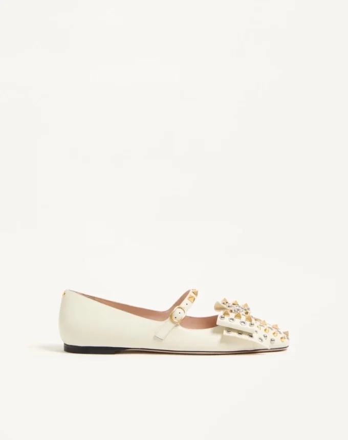 Bailarinas Mary-Jane Bowow en piel de cabrito con tachuelas Bailarinas Mary-Jane Bowow en piel de cabrito con tachuelas