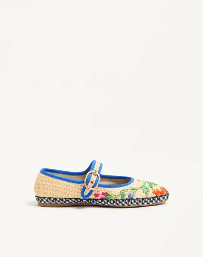Bailarinas Mary Jane Endouce de rafia con bordado floral Bailarinas Mary Jane Endouce de rafia con bordado floral