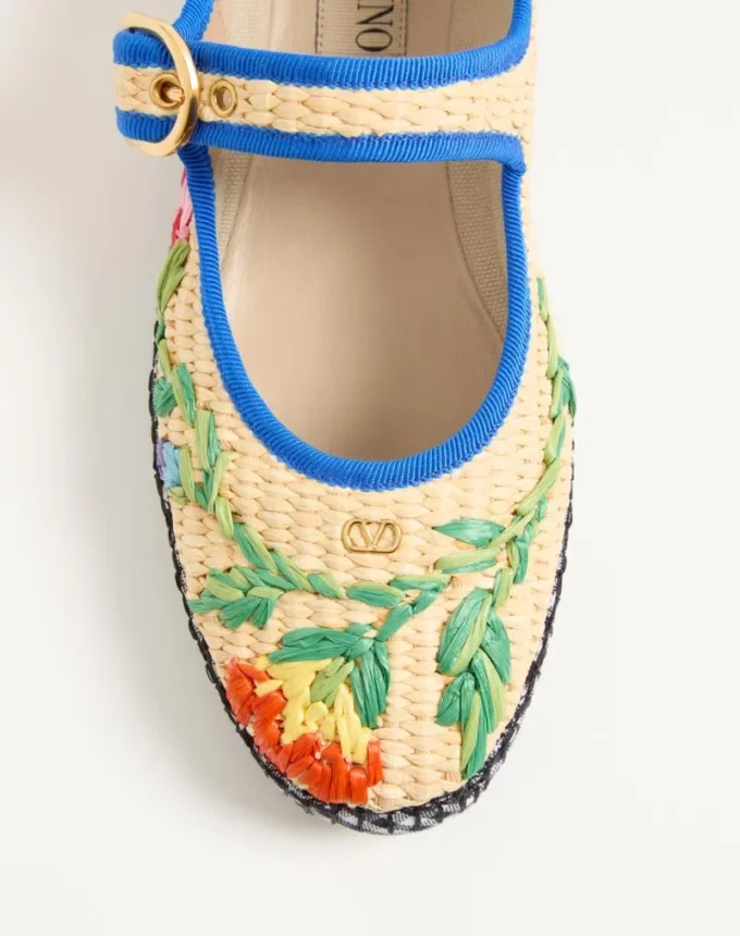 Bailarinas Mary Jane Endouce de rafia con bordado floral Bailarinas Mary Jane Endouce de rafia con bordado floral
