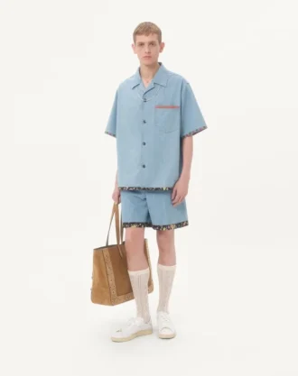 Bermudas vaqueras con estampado floral en el bajo