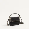 Bolsa Rockstud de piel de becerro granulada