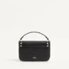 Bolsa Rockstud de piel de becerro granulada