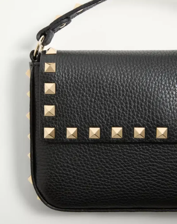 Bolsa Rockstud de piel de becerro granulada