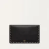 Bolsa tipo sobre Rockstud de piel de becerro granulada