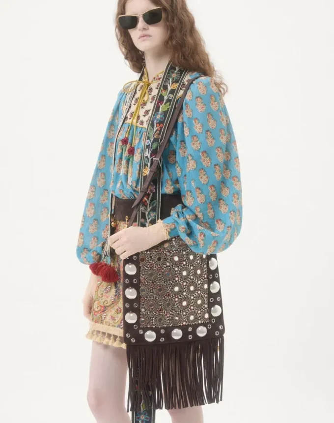 Bolso bandolera bordado con flecos Nellcôte de Valentino Garavani Bolso bandolera bordado con flecos Nellcôte de Valentino Garavani