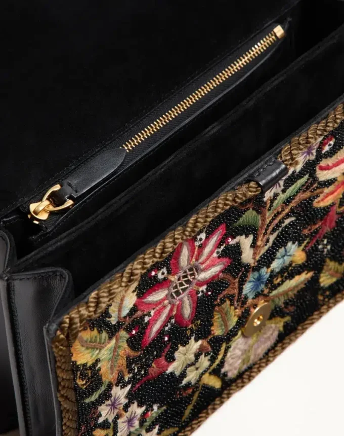 Bolso bandolera bordado Vain de Valentino Garavani Bolso bandolera bordado Vain de Valentino Garavani
