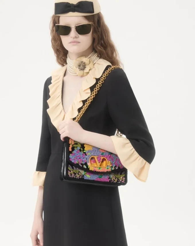 Bolso bandolera bordado Vain de Valentino Garavani Bolso bandolera bordado Vain de Valentino Garavani