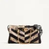 Bolso bandolera Panthea de Valentino Garavani con motivo chevron en pitón y ante Bolso bandolera Panthea de Valentino Garavani con motivo chevron en pitón y ante