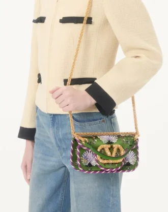 Bolso bandolera pequeño Locò de Valentino Garavani con bordado y logotipo joya