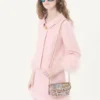 Bolso bandolera pequeño Locò de Valentino Garavani con bordado y logotipo joya Bolso bandolera pequeño Locò de Valentino Garavani con bordado y logotipo joya
