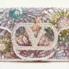 Bolso bandolera pequeño Locò de Valentino Garavani con bordado y logotipo joya Bolso bandolera pequeño Locò de Valentino Garavani con bordado y logotipo joya