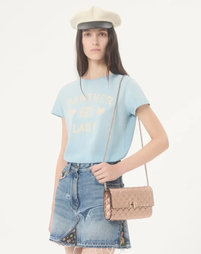 Bolso bandolera Valentino Garavani Rockstud Spike en piel napa laminada Bolso bandolera Valentino Garavani Rockstud Spike en piel napa laminada