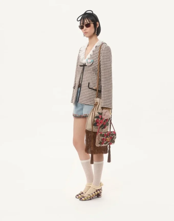 Bolso bordado con flecos Nellcôte Alice de Valentino Garavani