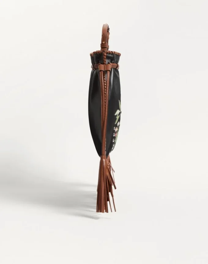 Bolso bordado con flecos Nellcôte Alice de Valentino Garavani