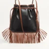 Bolso bordado con flecos Nellcôte Alice de Valentino Garavani