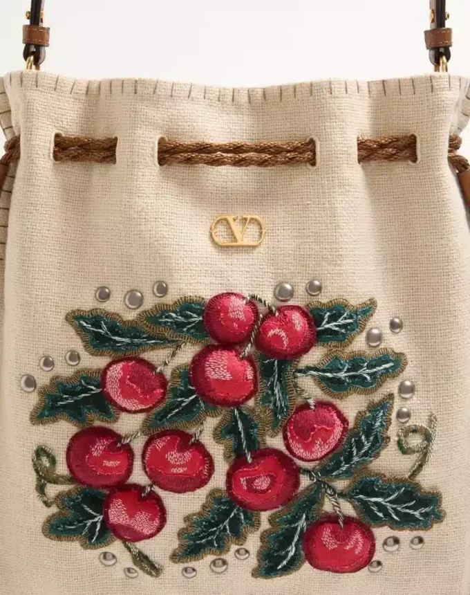 Bolso bordado con flecos Nellcôte Alice de Valentino Garavani
