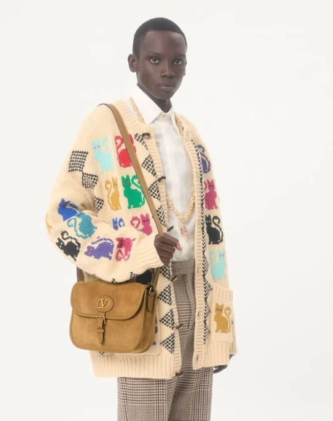 Bolso de hombro de ante Antibes de Valentino Garavani Bolso de hombro de ante Antibes de Valentino Garavani