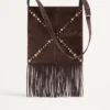 Bolso de hombro de ante con flecos Nellcôte de Valentino Garavani Bolso de hombro de ante con flecos Nellcôte de Valentino Garavani