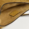 Bolso de hombro de ante con flecos Nellcôte de Valentino Garavani Bolso de hombro de ante con flecos Nellcôte de Valentino Garavani