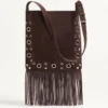 Bolso de hombro de ante con flecos Nellcôte de Valentino Garavani Bolso de hombro de ante con flecos Nellcôte de Valentino Garavani