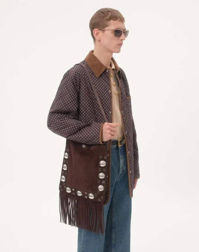 Bolso de hombro de ante con flecos Nellcôte de Valentino Garavani Bolso de hombro de ante con flecos Nellcôte de Valentino Garavani