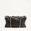 Bolso de hombro Panthea de Valentino Garavani en piel napa con estampado chevron Bolso de hombro Panthea de Valentino Garavani en piel napa con estampado chevron
