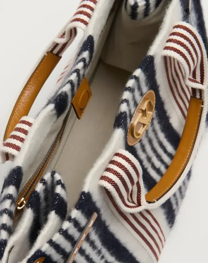 Bolso de lana Antibes de Valentino Garavani Bolso de lana Antibes de Valentino Garavani
