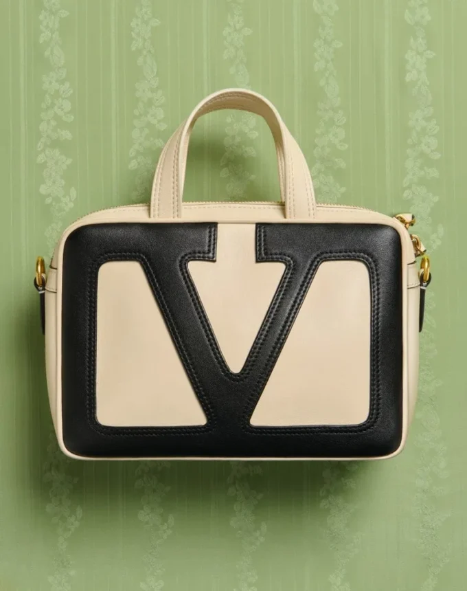 Bolso de mano de piel napa Valentino Garavani Viva Superstar