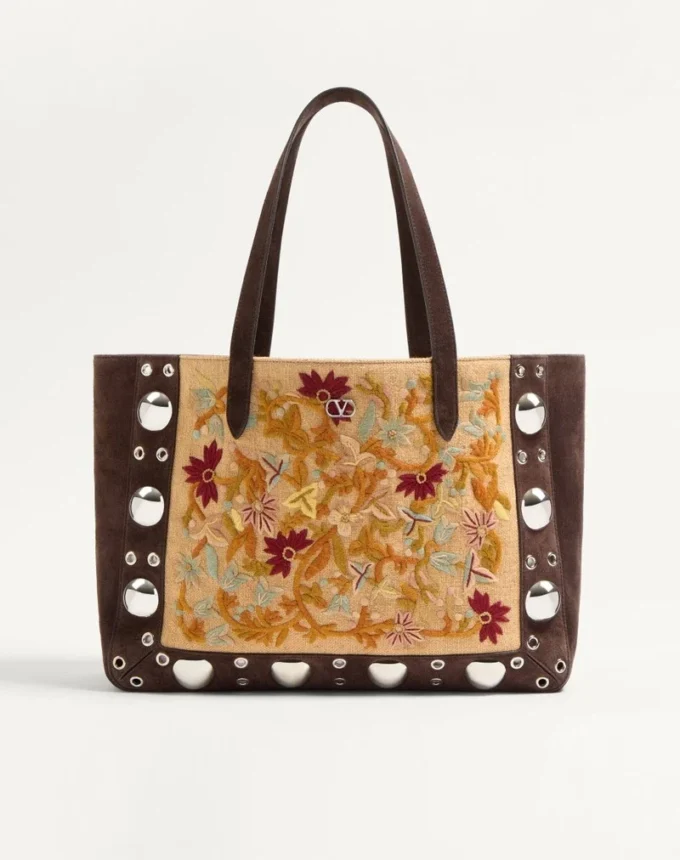Bolso de mano mediano bordado Nellcôte de Valentino Garavani Bolso de mano mediano bordado Nellcôte de Valentino Garavani
