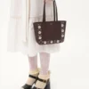 Bolso de mano mini de ante Nellcôte de Valentino Garavani Bolso de mano mini de ante Nellcôte de Valentino Garavani