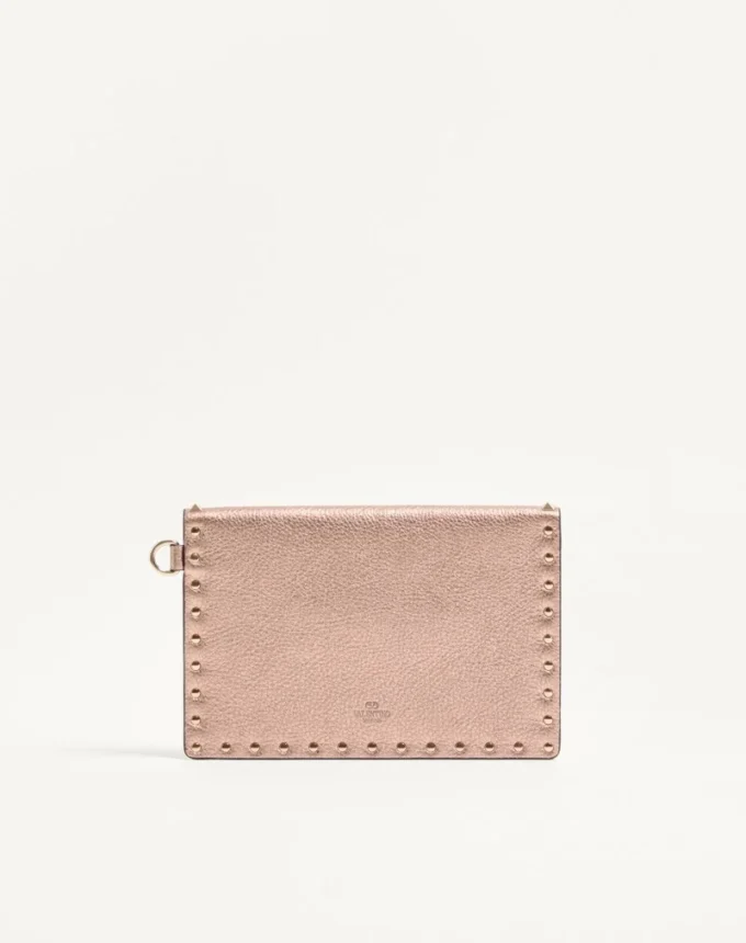 Bolso de mano Rockstud de piel de becerro granulada laminada Bolso de mano Rockstud de piel de becerro granulada laminada