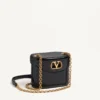 Bolso de tocador Valentino Garavani Vain en piel de becerro brillante Bolso de tocador Valentino Garavani Vain en piel de becerro brillante