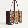 Bolso grande de compras bordado Nellcôte de Valentino Garavani Bolso grande de compras bordado Nellcôte de Valentino Garavani