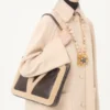 Bolso mediano de compras Valentino Garavani Viva Superstar en piel de oveja. Bolso mediano de compras Valentino Garavani Viva Superstar en piel de oveja.