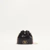 Bolso mini bucket en napa con cadena con el logotipo VLogo
