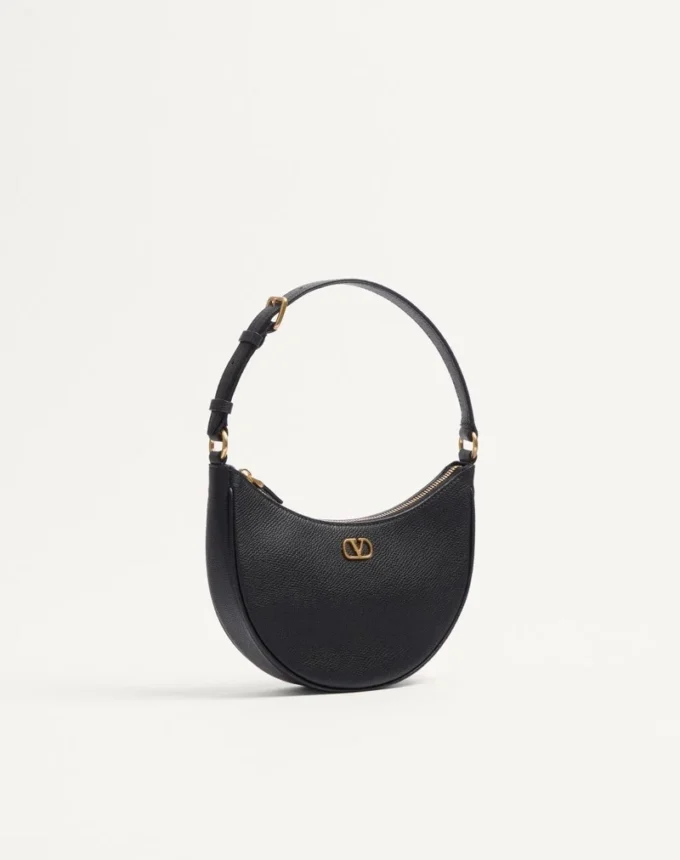 Bolso mini hobo Vlogo Signature en piel de becerro granulada Bolso mini hobo Vlogo Signature en piel de becerro granulada