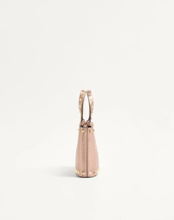 Bolso mini shopping Rockstud en piel de becerro granulada laminada