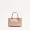 Bolso mini shopping Rockstud en piel de becerro granulada laminada