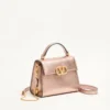 Bolso mini Vsling de Valentino Garavani en piel de becerro granulada laminada con logotipo joya Bolso mini Vsling de Valentino Garavani en piel de becerro granulada laminada con logotipo joya