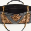 Bolso pequeño de compras Valentino Garavani Viva Superstar en piel de becerro con efecto pony Bolso pequeño de compras Valentino Garavani Viva Superstar en piel de becerro con efecto pony