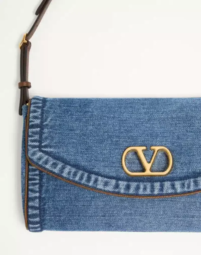 Bolso pequeño de denim Valentino Garavani DeVain