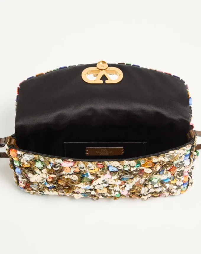 Bolso pequeño de hombro bordado DeVain de Valentino Garavani Bolso pequeño de hombro bordado DeVain de Valentino Garavani