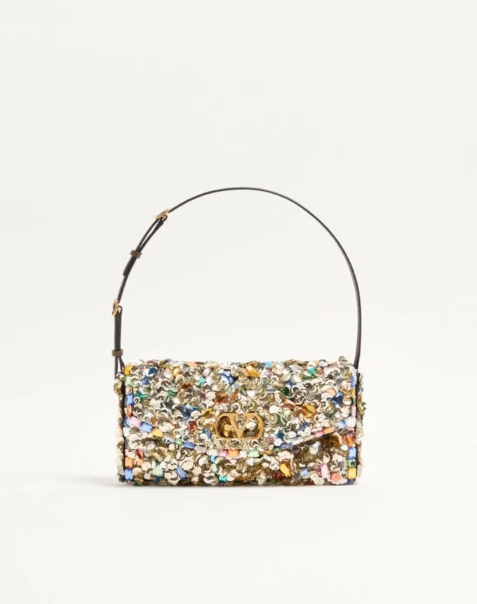 Bolso pequeño de hombro bordado DeVain de Valentino Garavani Bolso pequeño de hombro bordado DeVain de Valentino Garavani