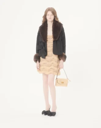 Bolso pequeño de hombro DeVain de Valentino Garavani en piel napa laminada