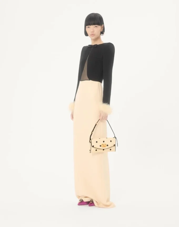 Bolso pequeño de hombro DeVain de Valentino Garavani en tejido moiré Plus De Pois Bolso pequeño de hombro DeVain de Valentino Garavani en tejido moiré Plus De Pois